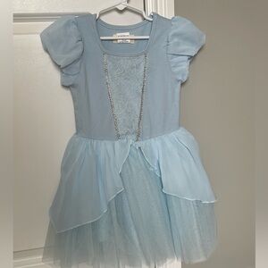 EUC Taylor Joelle Cinderella Dress